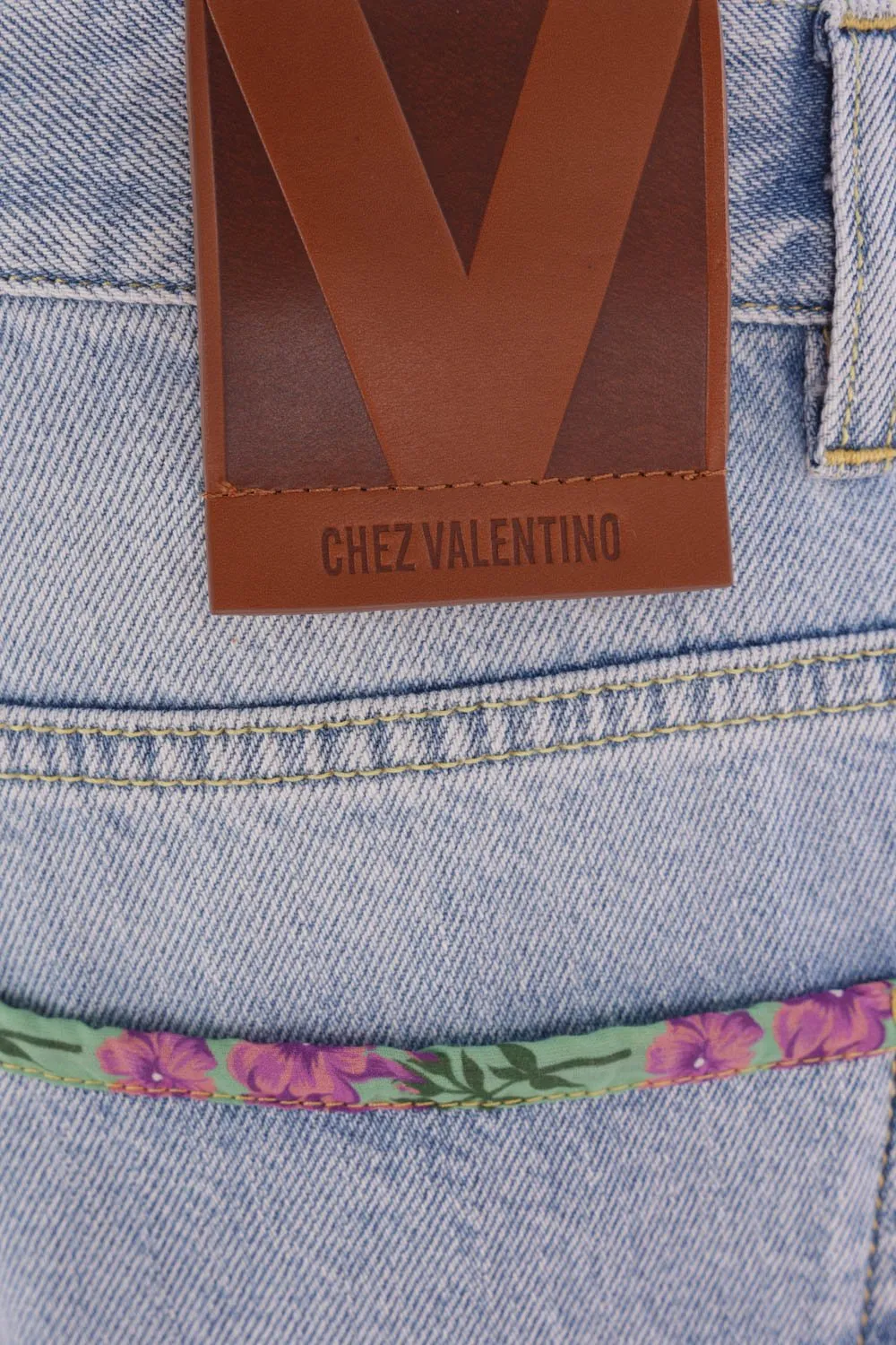 Wide-Leg Jeans