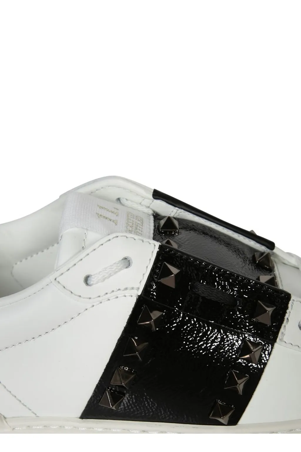 Low-Top Sneakers