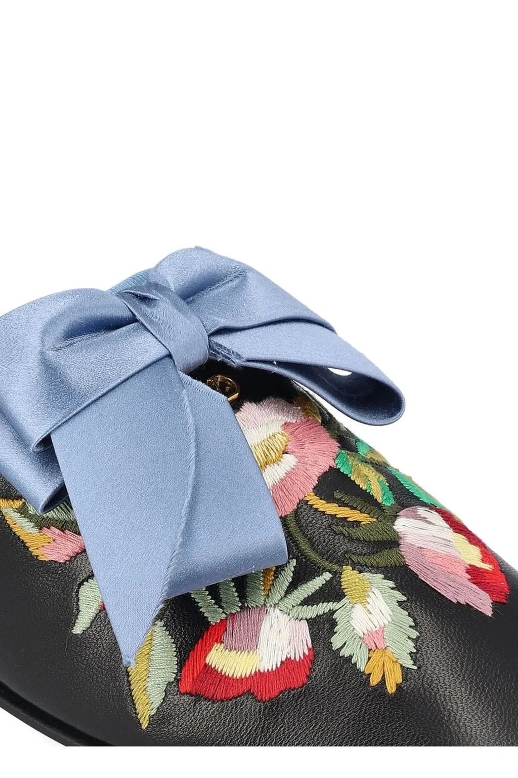 Mules With Embroidered Flowers And Bow