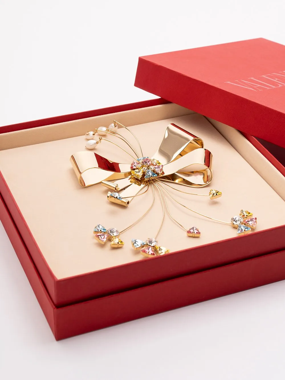 Bow Brooch With Pearls And Crystals