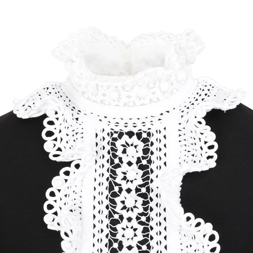 Dress With Lace Collar
