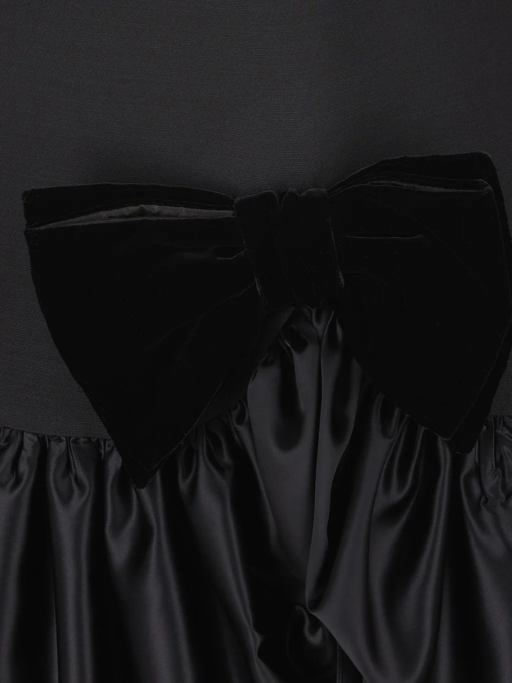 Dress With Bow Detail