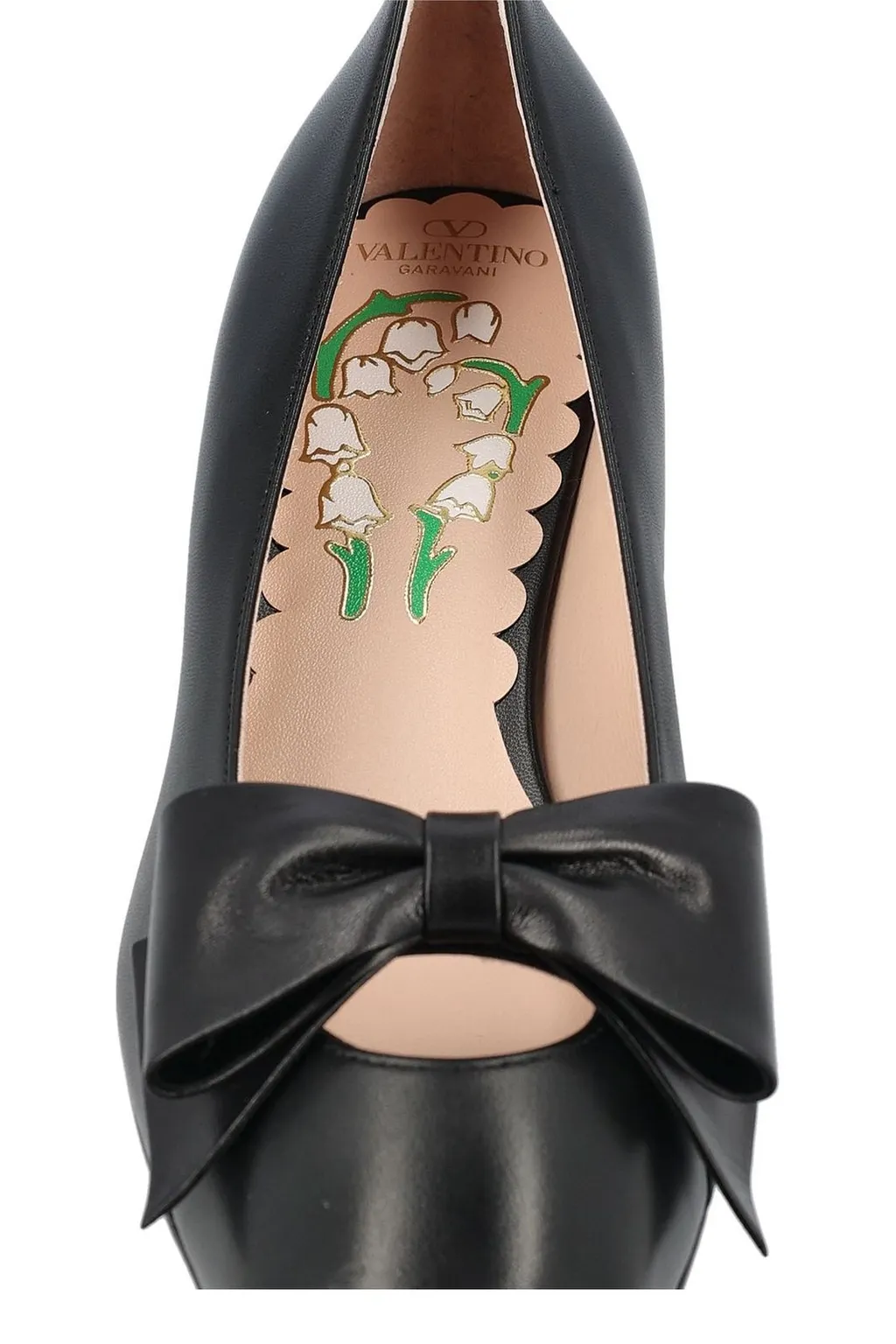 Bow Detail Pumps