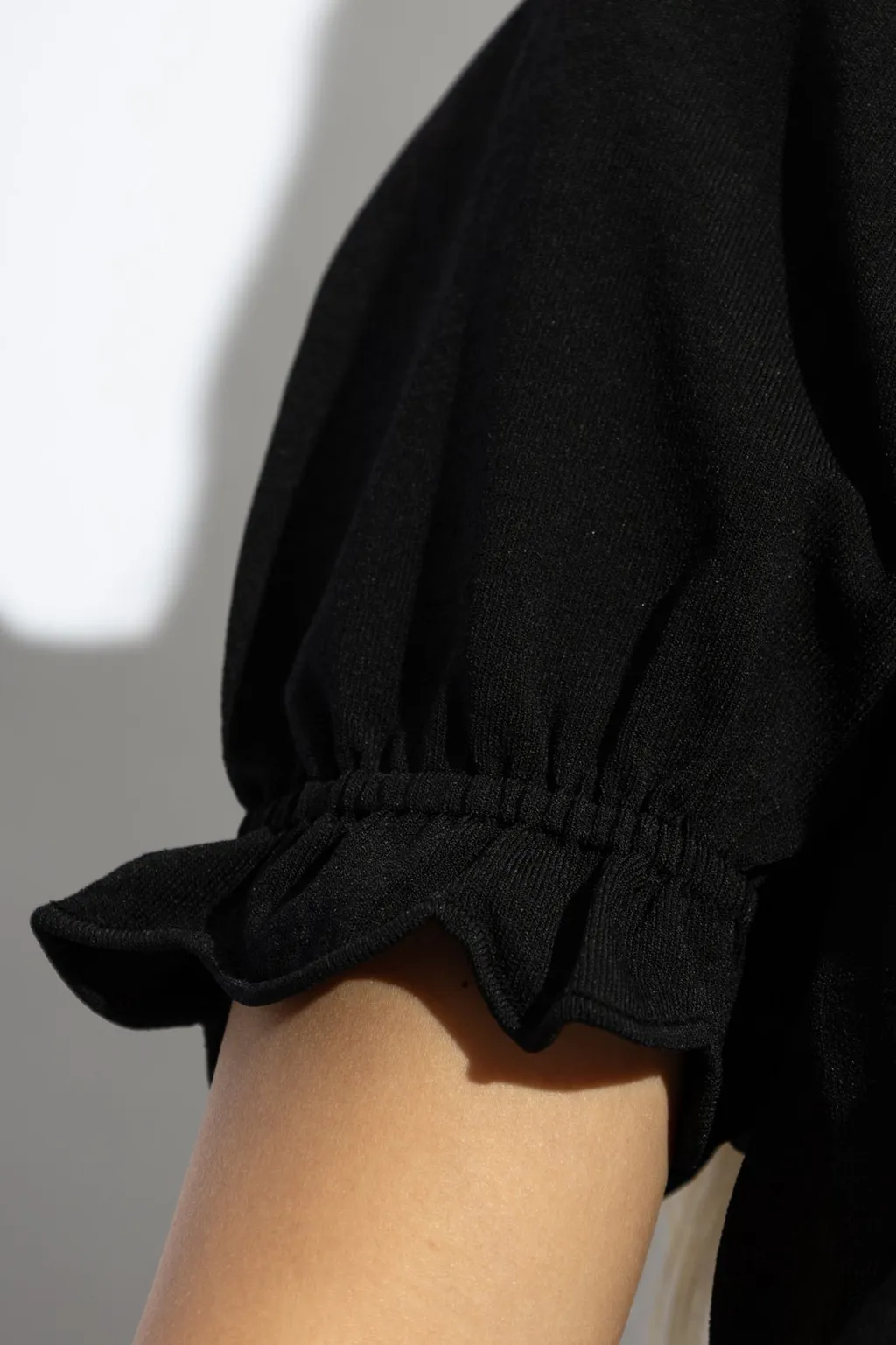 Top With Scalloped Hem And Puff Sleeves
