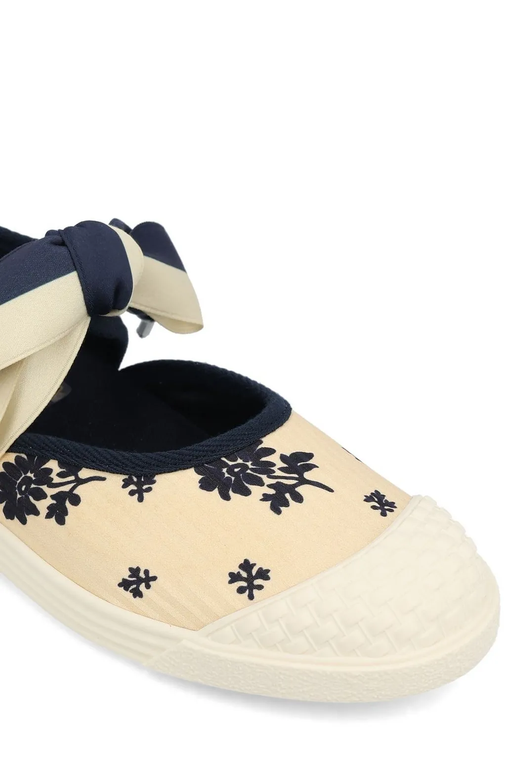 Valentino Garavani Rockstud Espadrille Flats