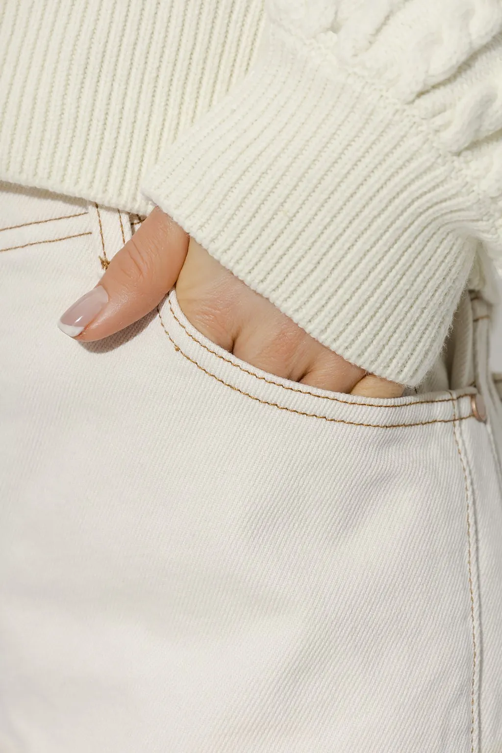 Wide-Leg Cropped Jeans