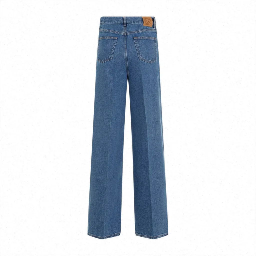 Wide-Leg Jeans
