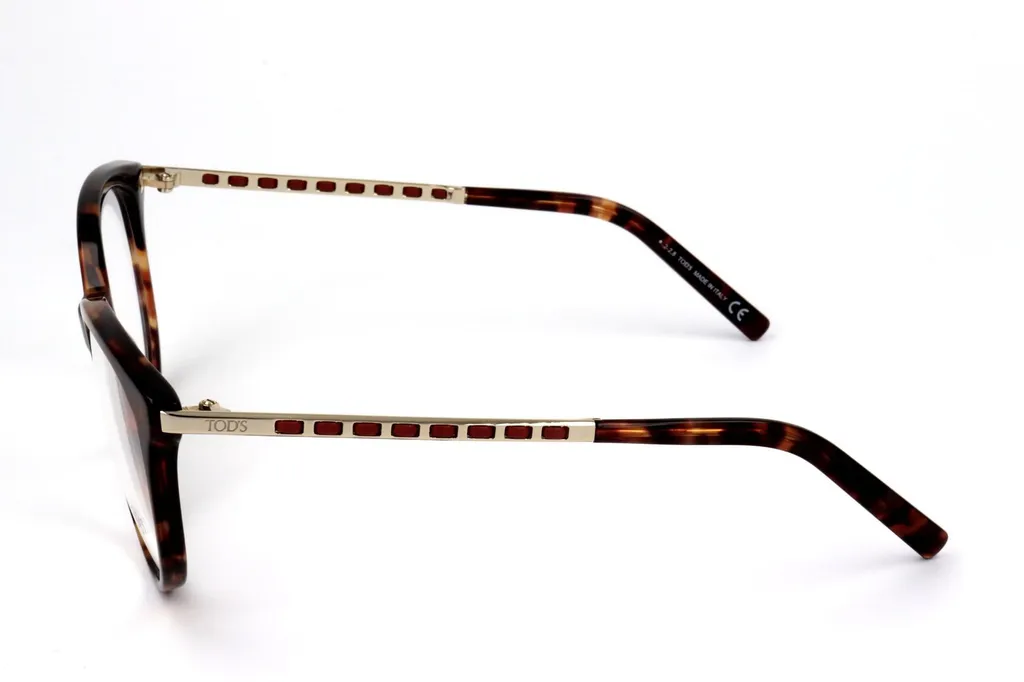 Cat-Eye Eyeglasses