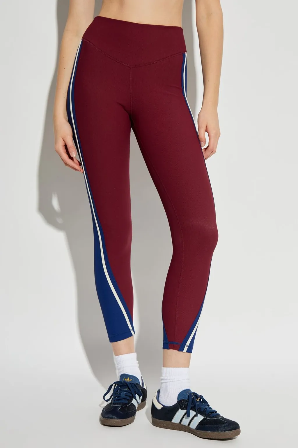 High-Waisted Leggings With Contrast Piping