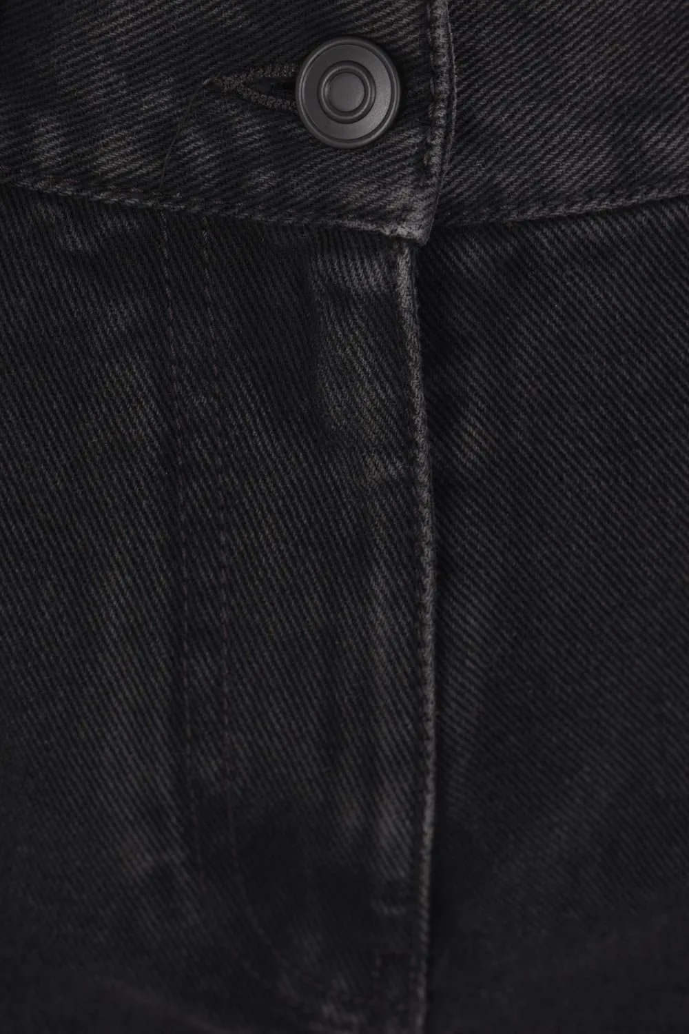 Wide-Leg Jeans