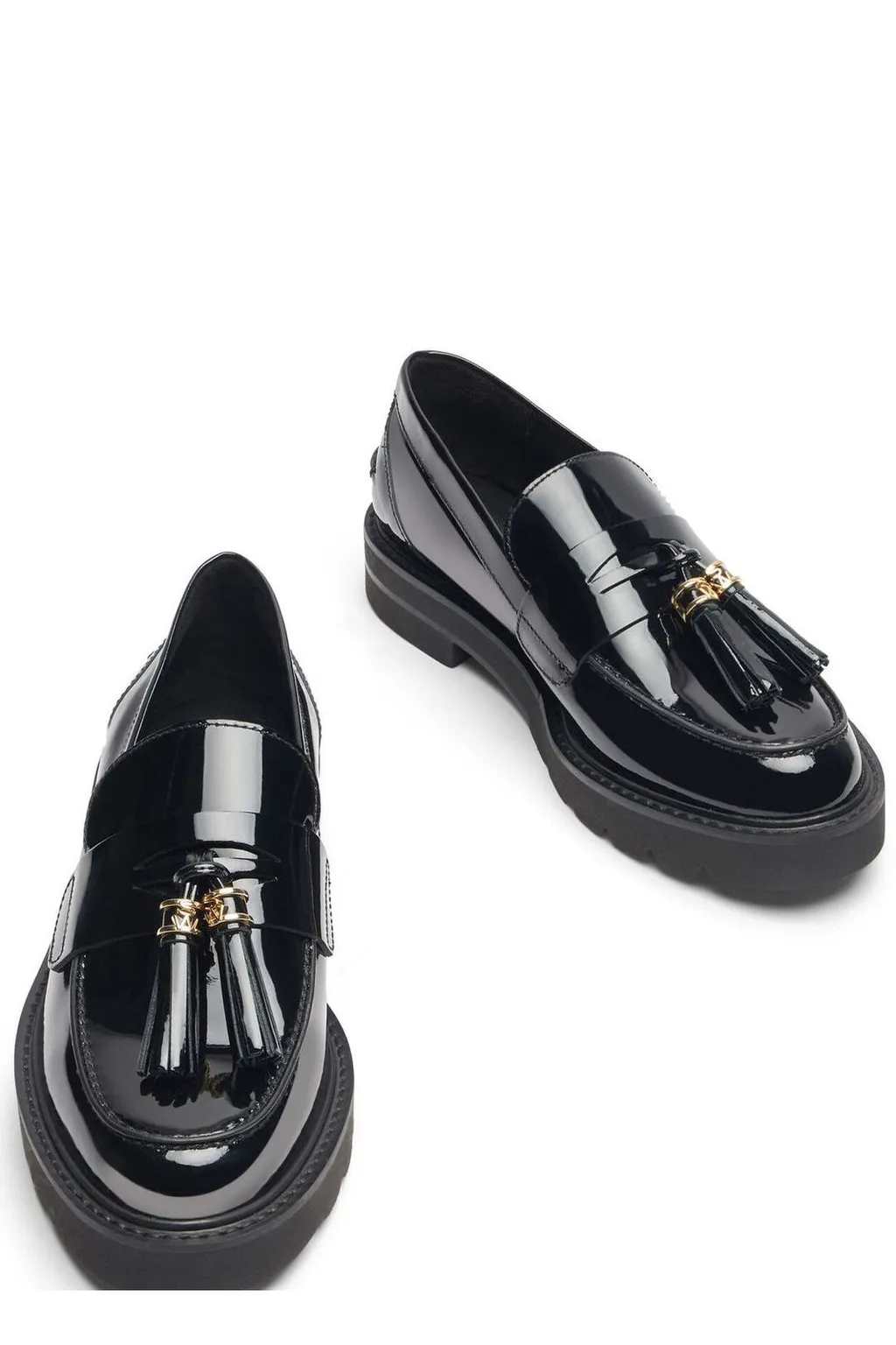 Loafers With Tassel Detail