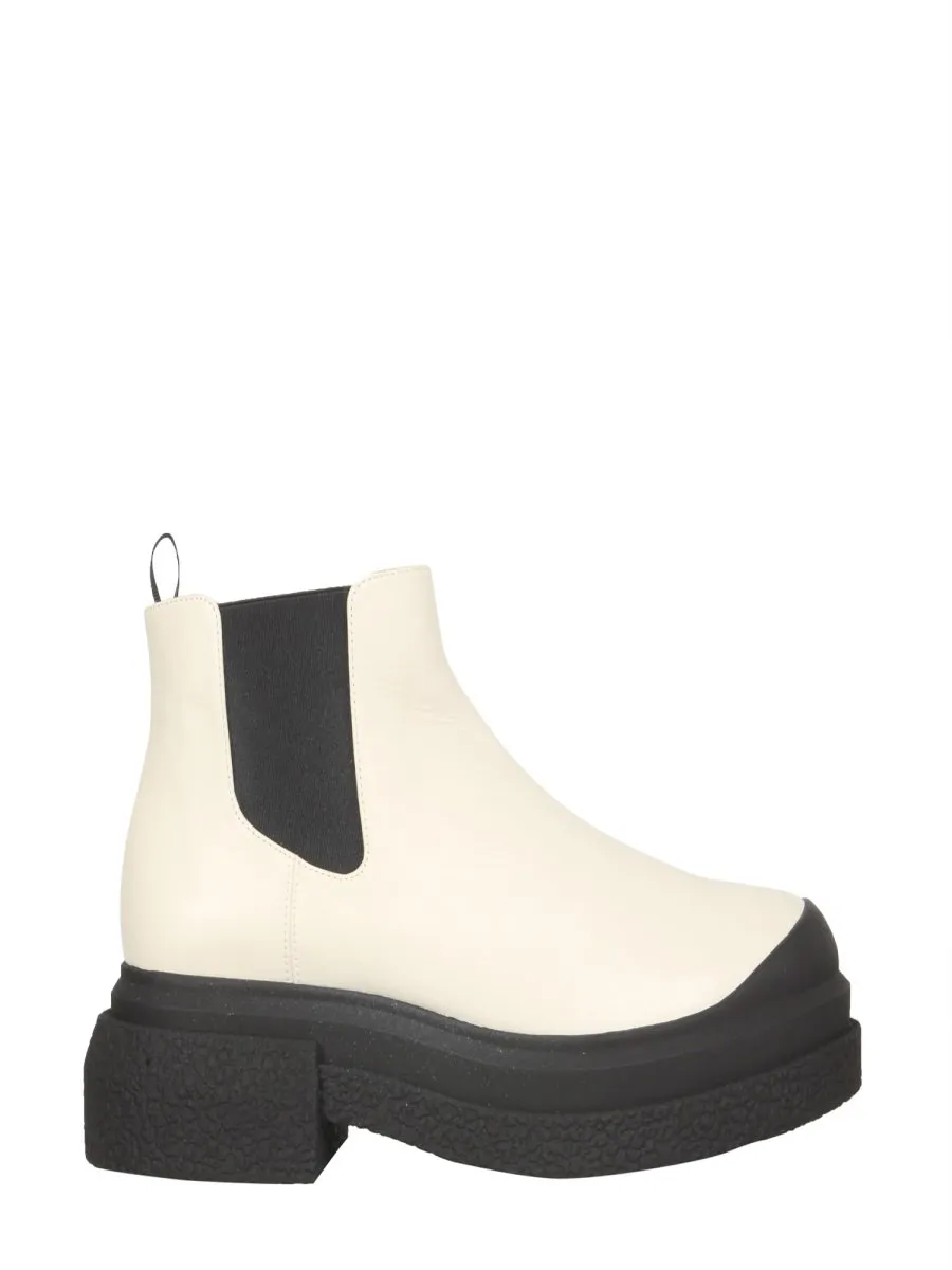Chelsea Boots