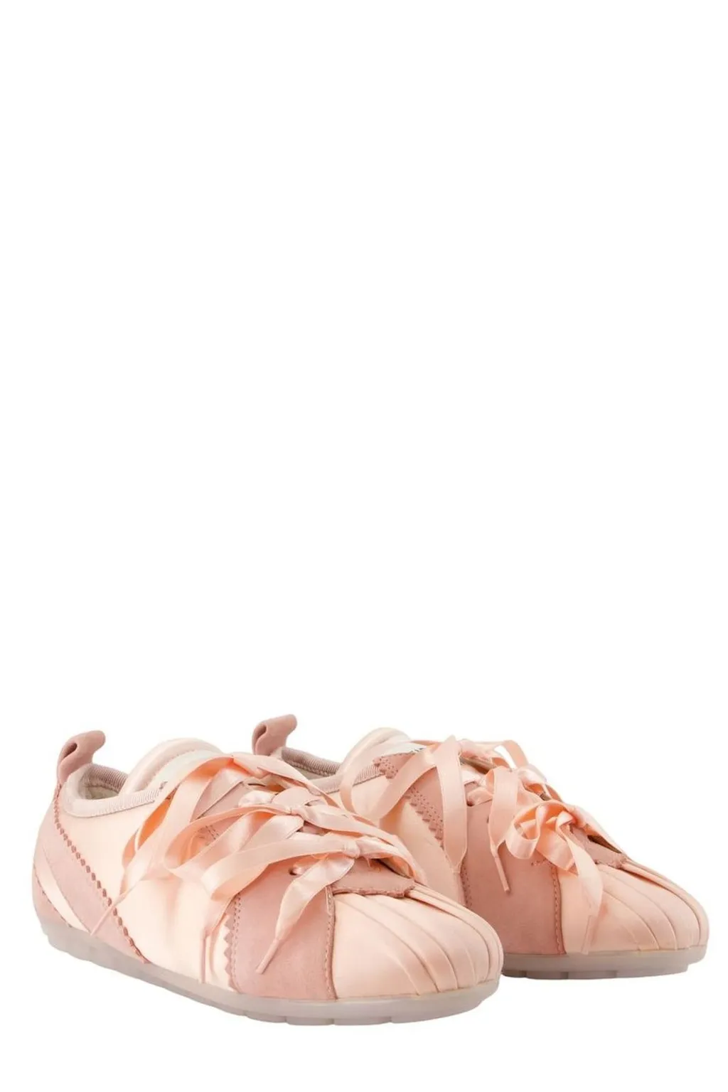 Sneakers With Ribbon Laces