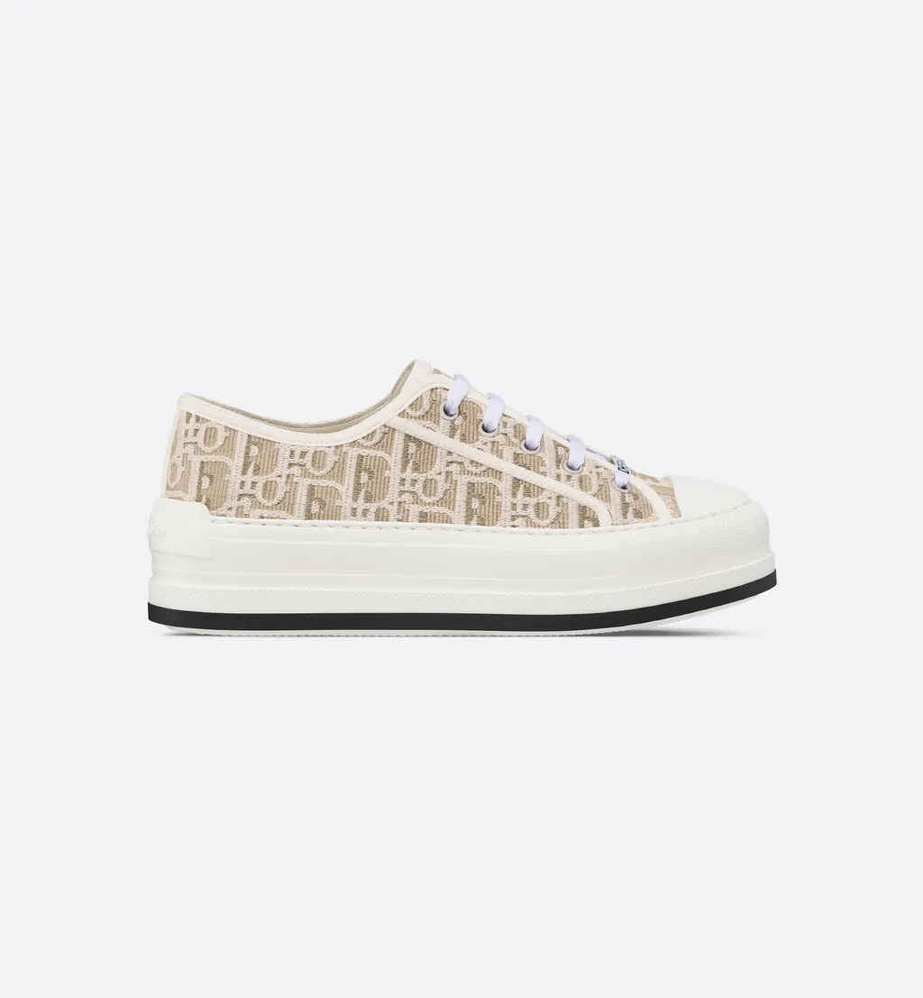 B23 Low-Top Sneaker