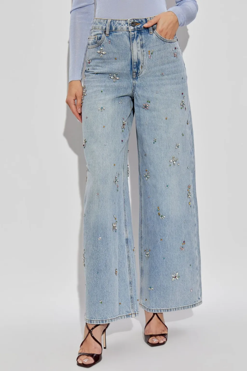 Wide-Leg Jeans With Floral Embellishments
