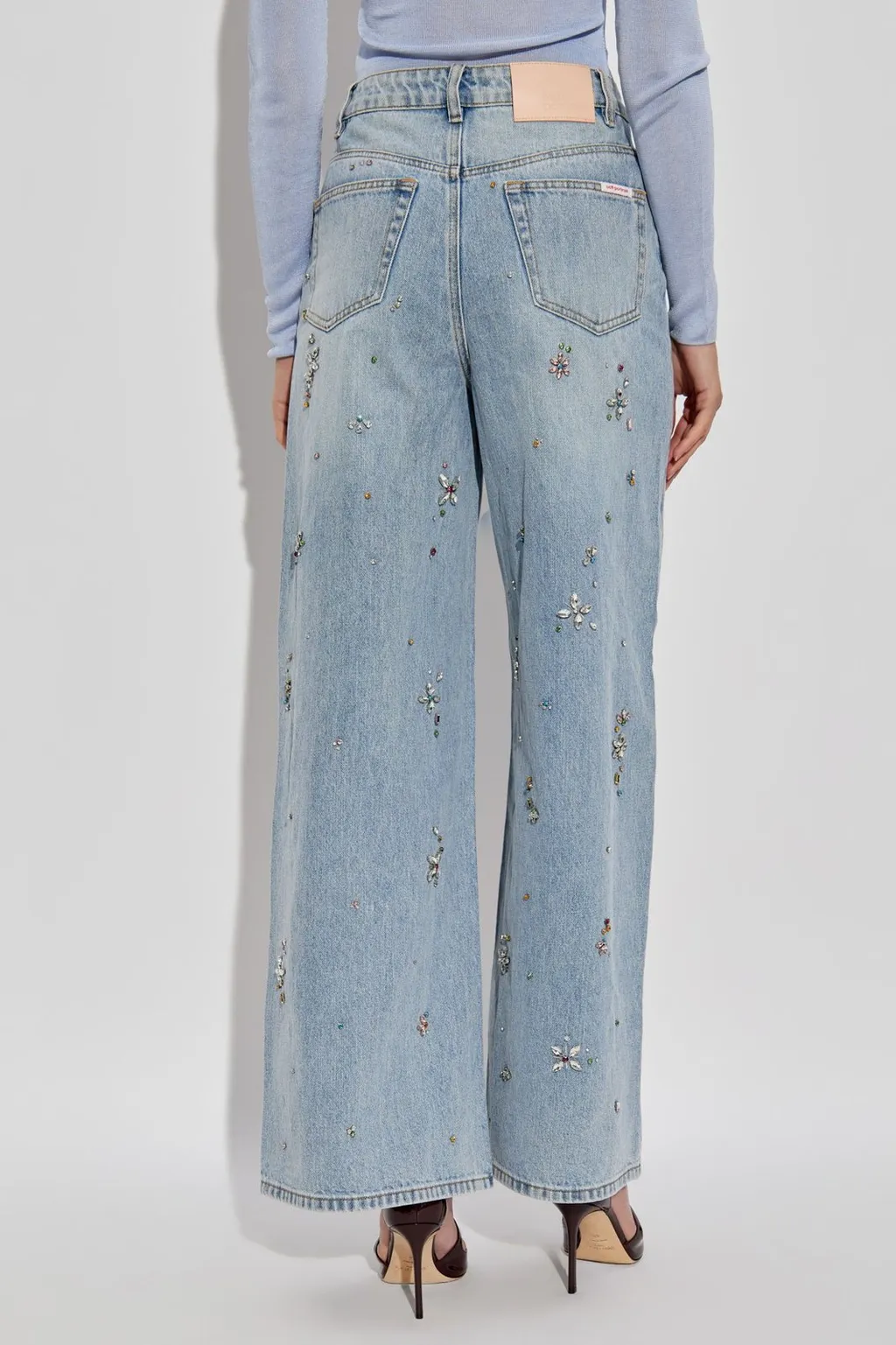 Wide-Leg Jeans With Floral Embellishments