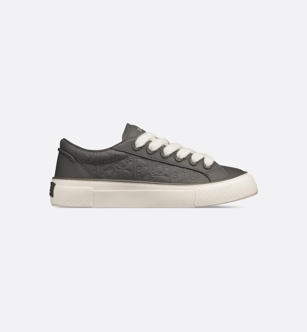 B33 Spin Sneaker