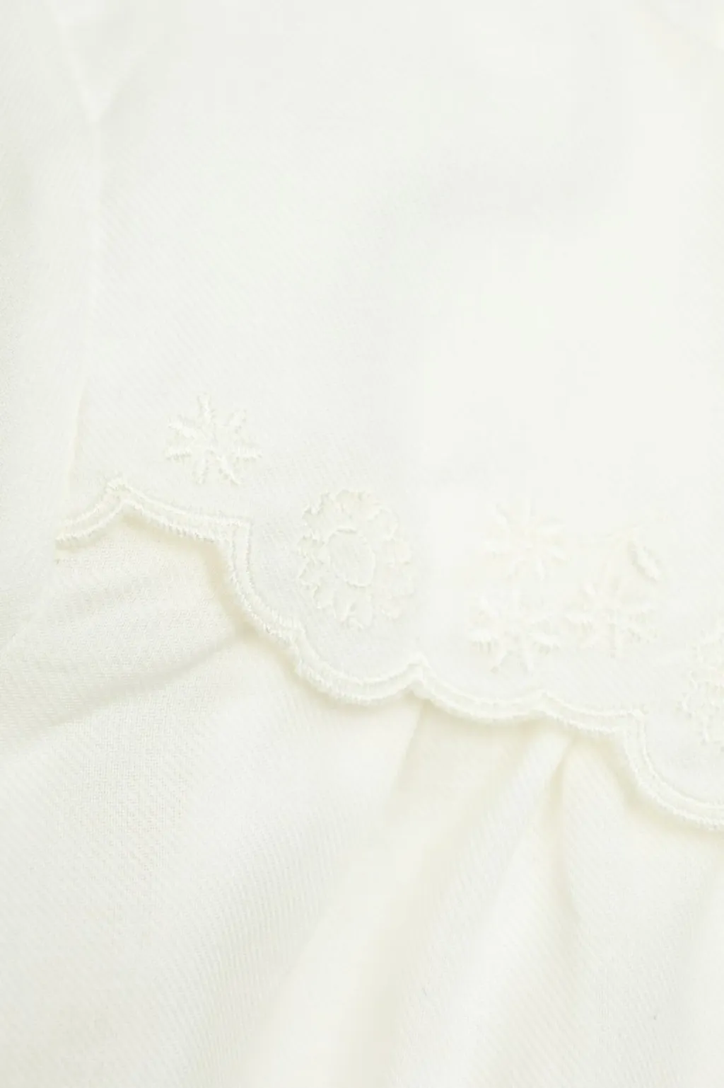 Chloé Kids Ruffled Sleeved Crewneck Blouse