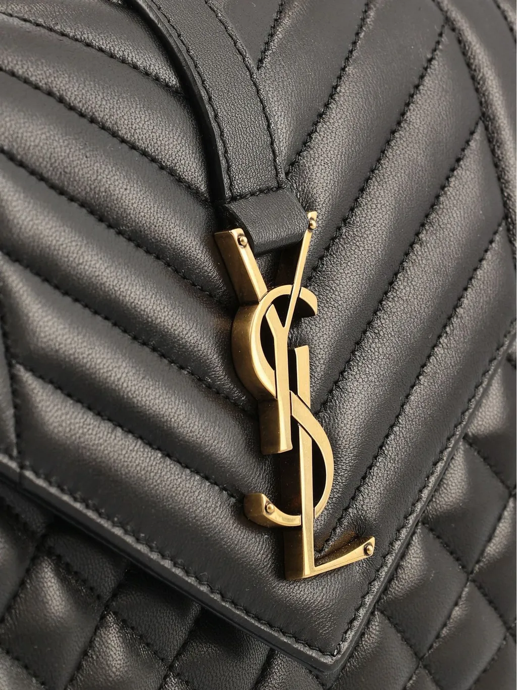 Saint Laurent Envelope Medium Shoulder Bag