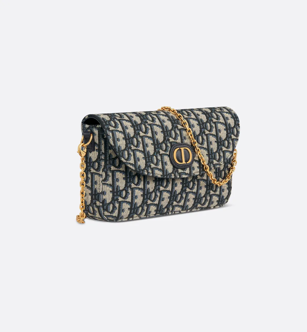 30 Montaigne Pouch With Chain