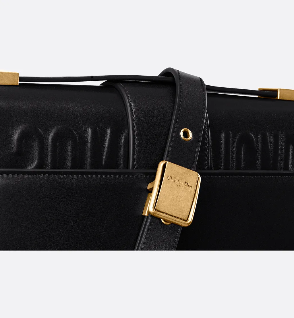30 Montaigne Bag