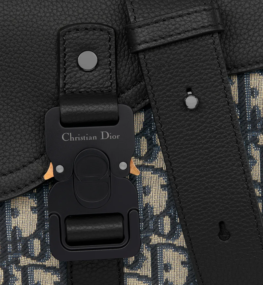 Small Saddle Messenger Bag With Flap