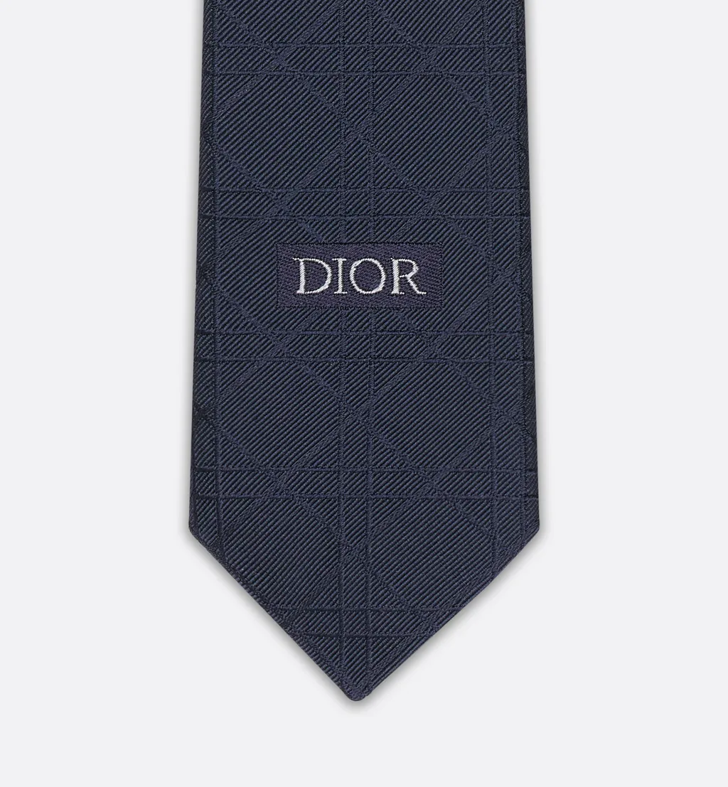 Cannage Tie