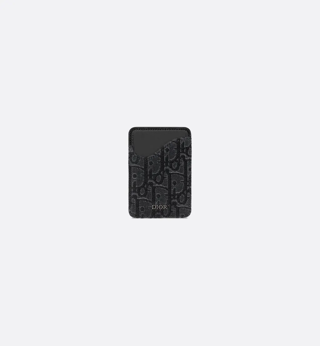 Saddle Magnetic Card Holder