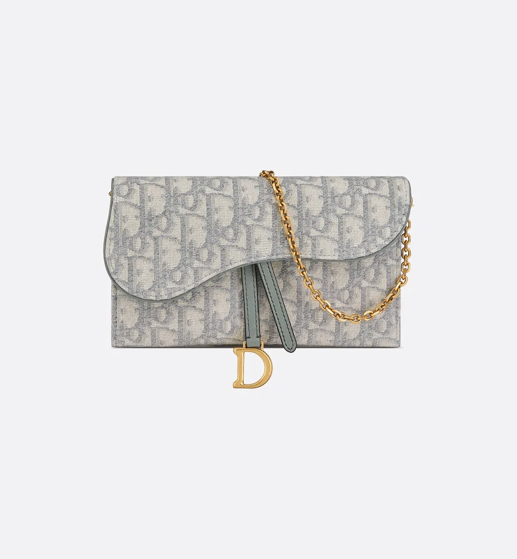 Small Saddle Pouch With Chain