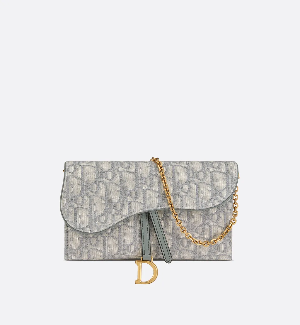 Small Saddle Pouch With Chain