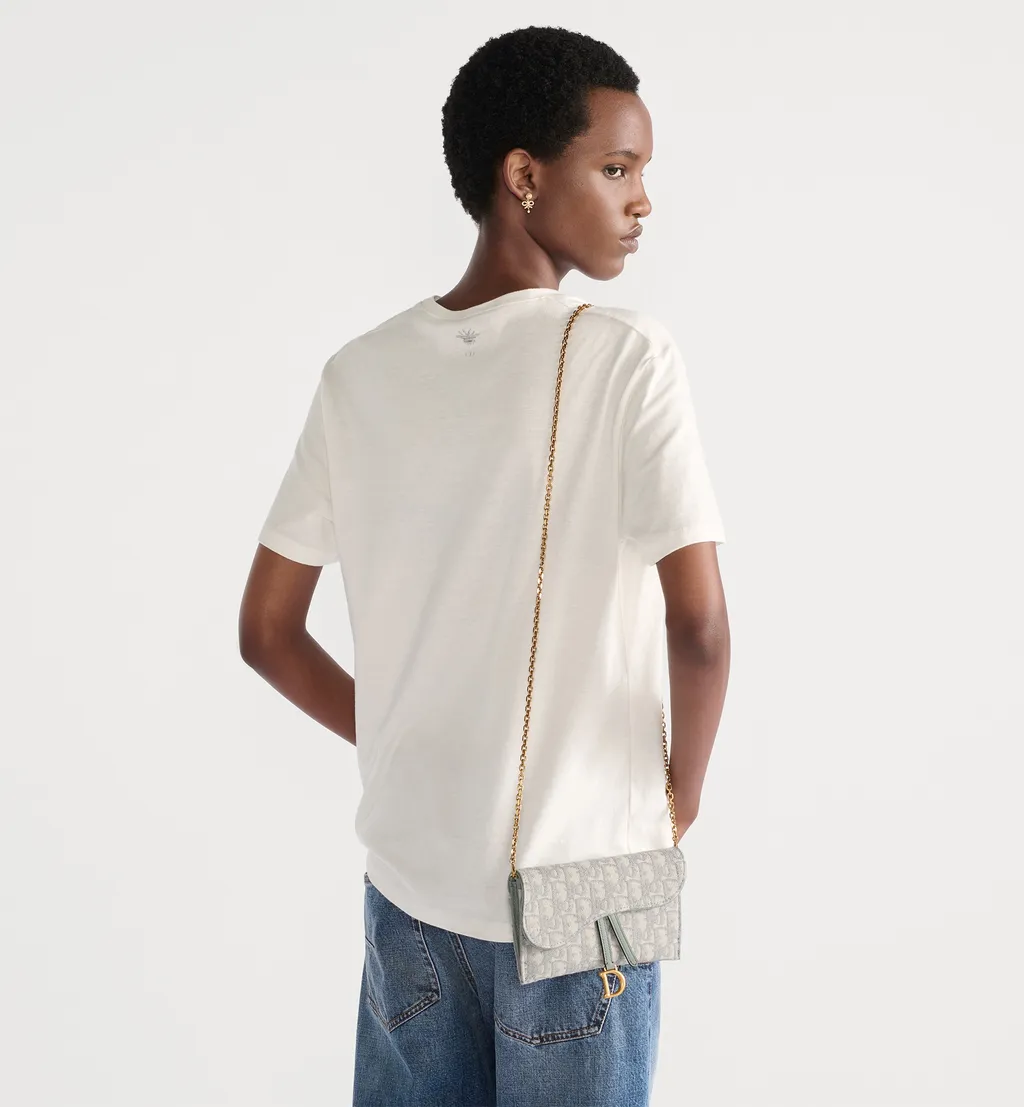 Small Saddle Pouch With Chain
