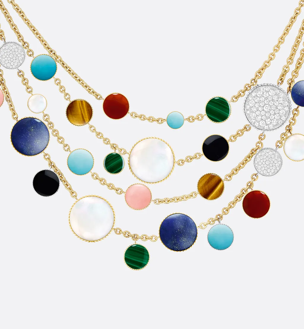 Rose Des Vents Plastron Necklace