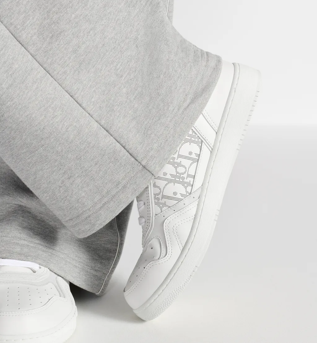 B27 Uptown Low-Top Sneaker