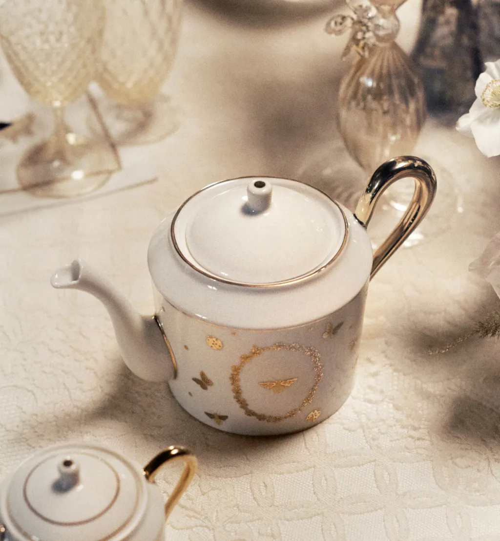 Teapot