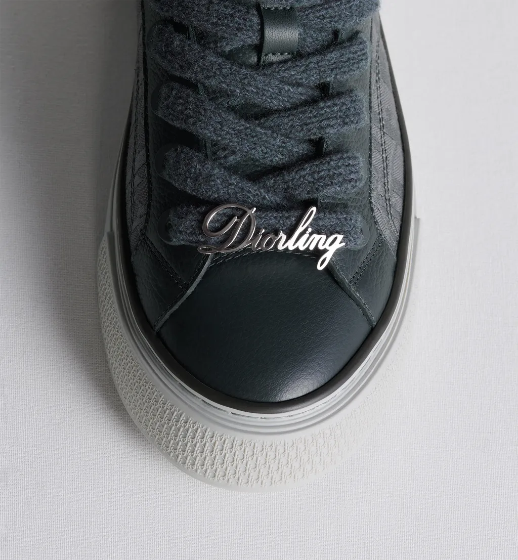 B33 Spin Sneaker – Limited And Numbered Edition