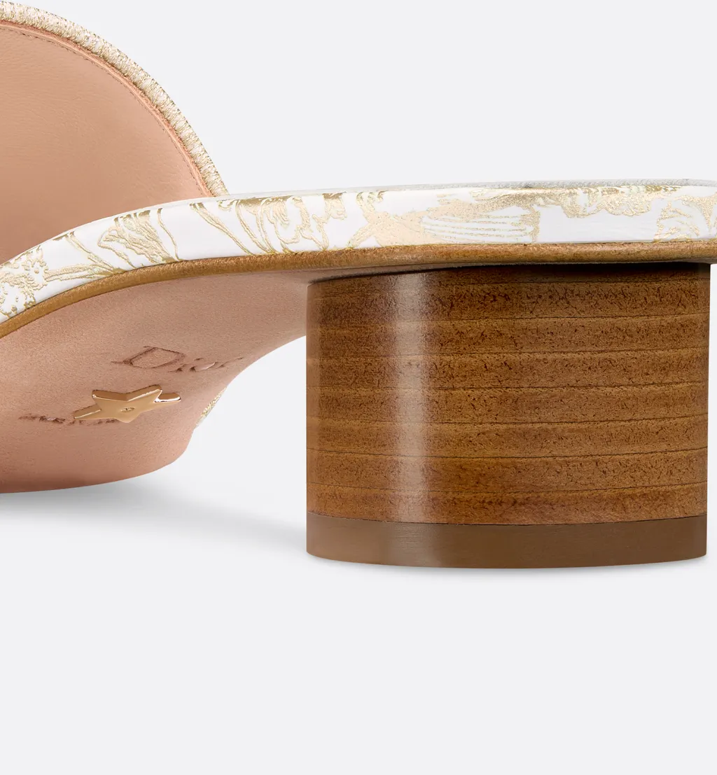 Dway Heeled Slide