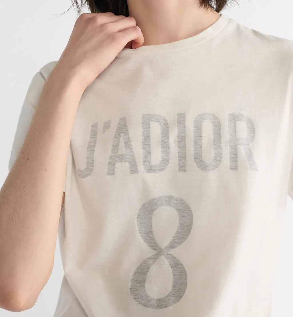 J'adior 8 T-Shirt