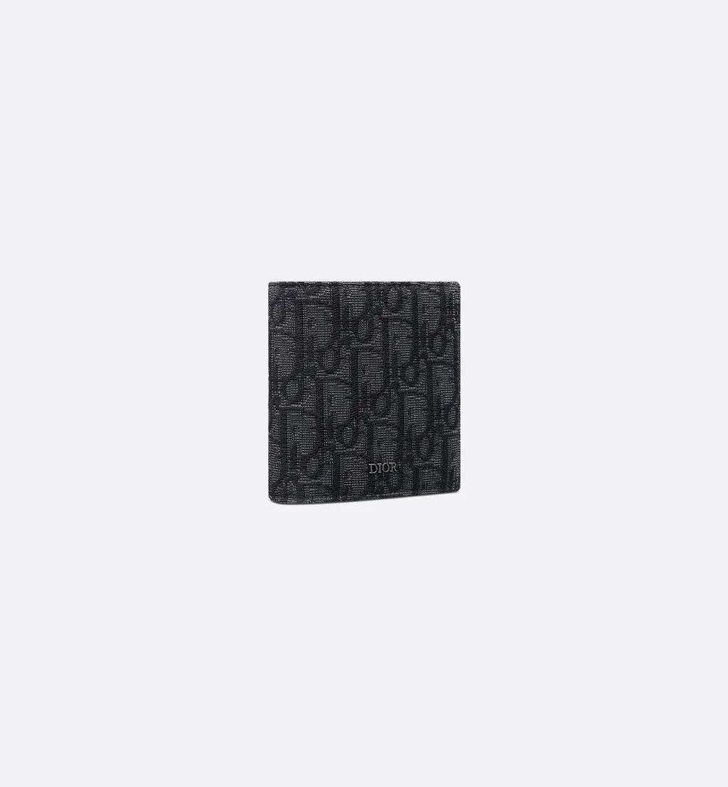 Compact Vertical Wallet