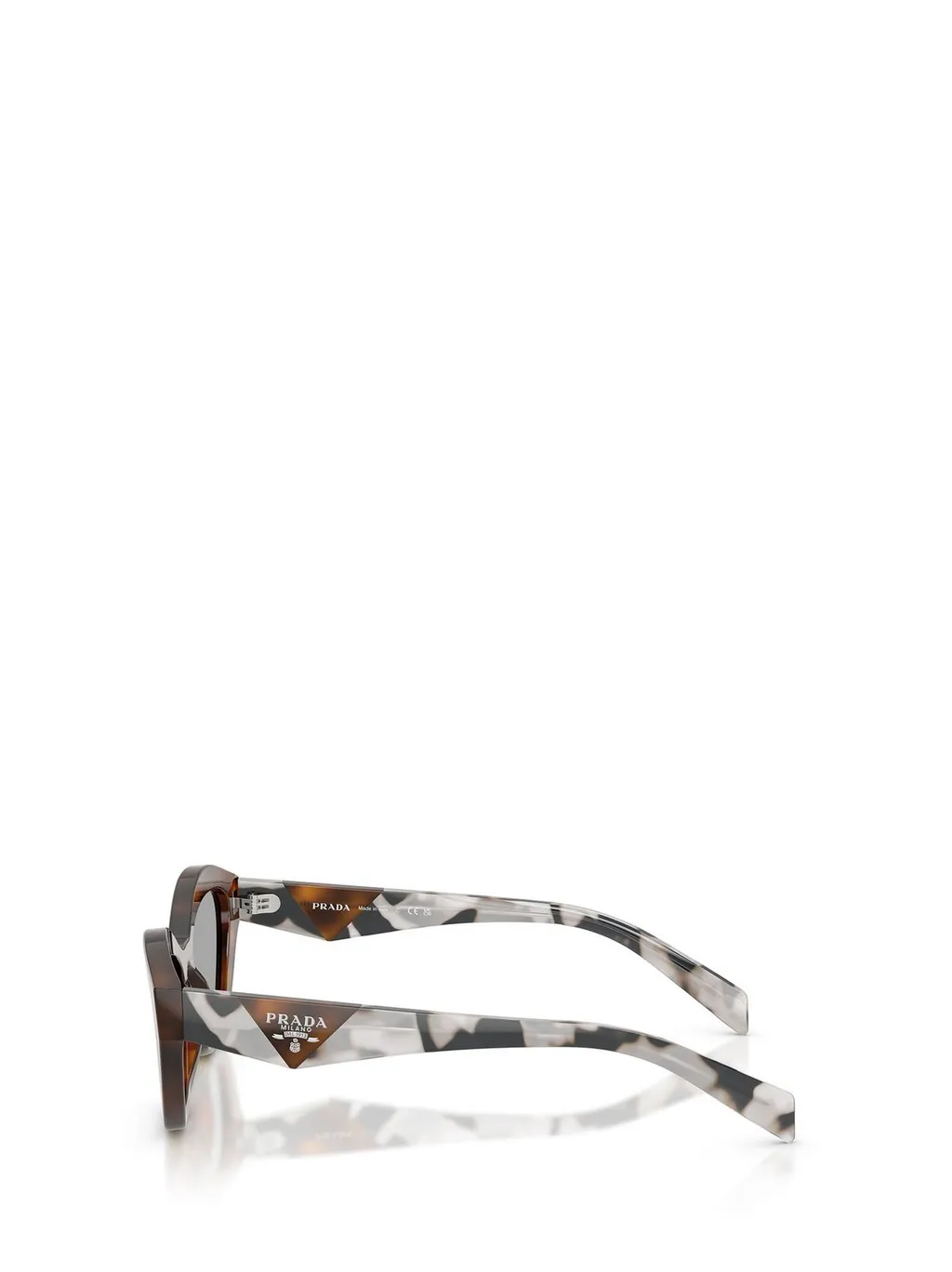 Prada Eyewear Butterfly Frame Sunglasses