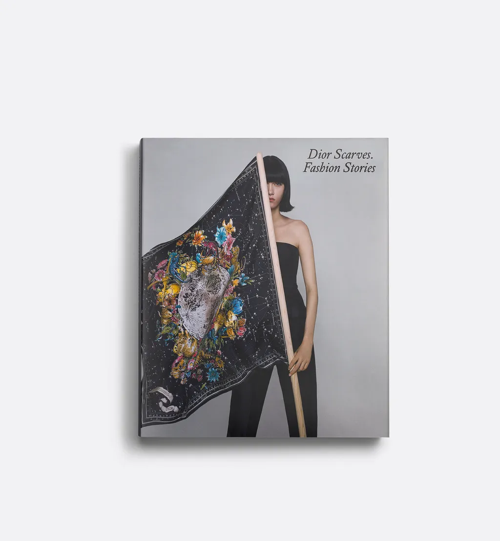 Book: Dior Scarves. Fashion Stories