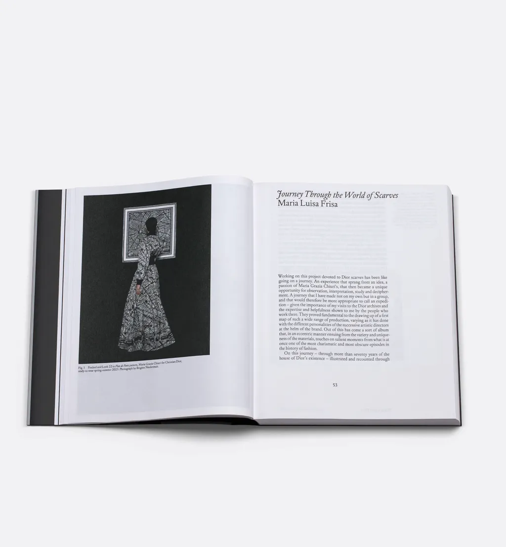 Book: Dior Scarves. Fashion Stories