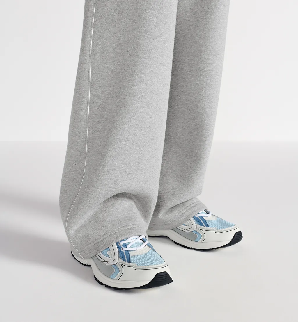 B30 Countdown Sneaker