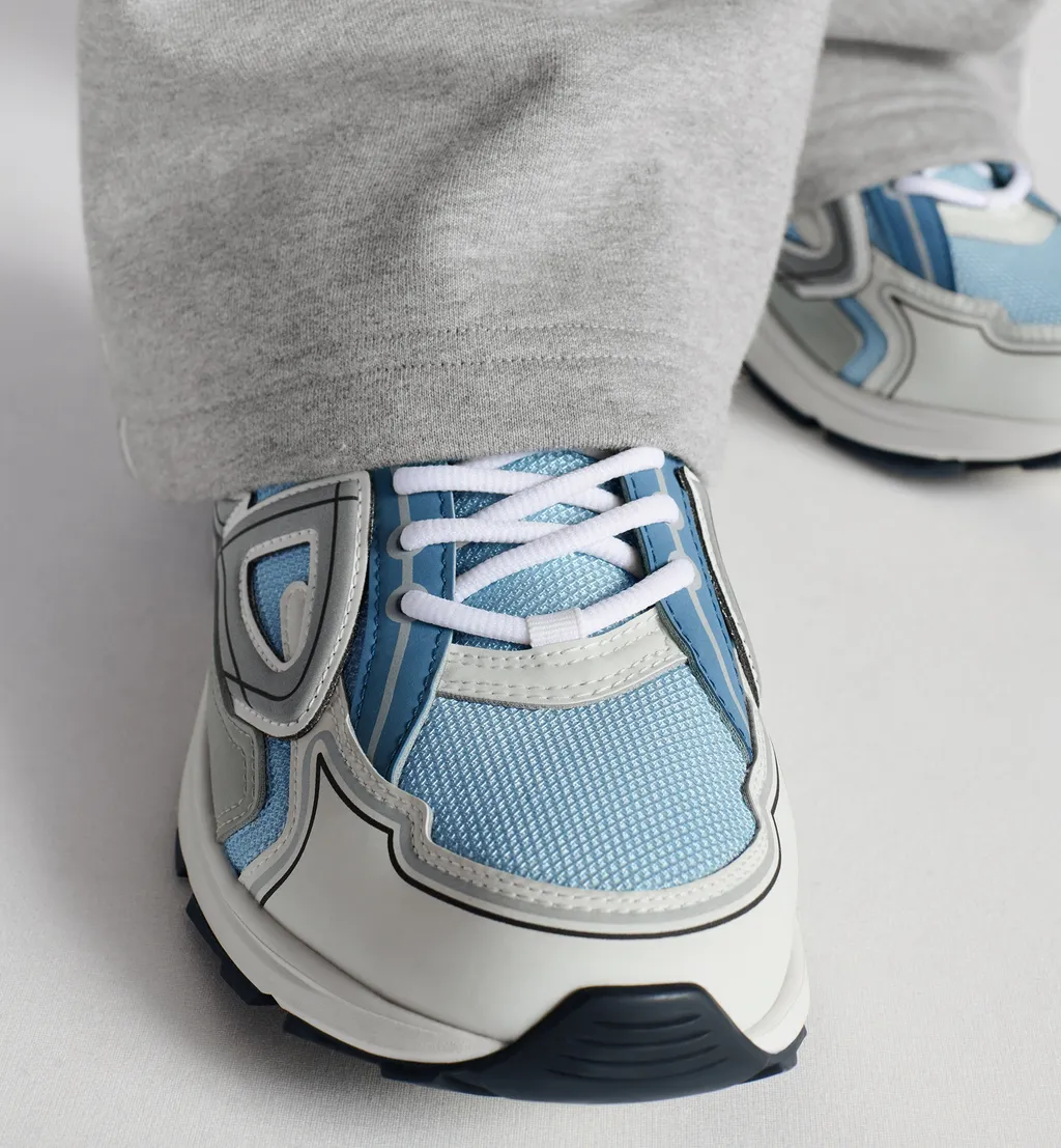 B30 Countdown Sneaker