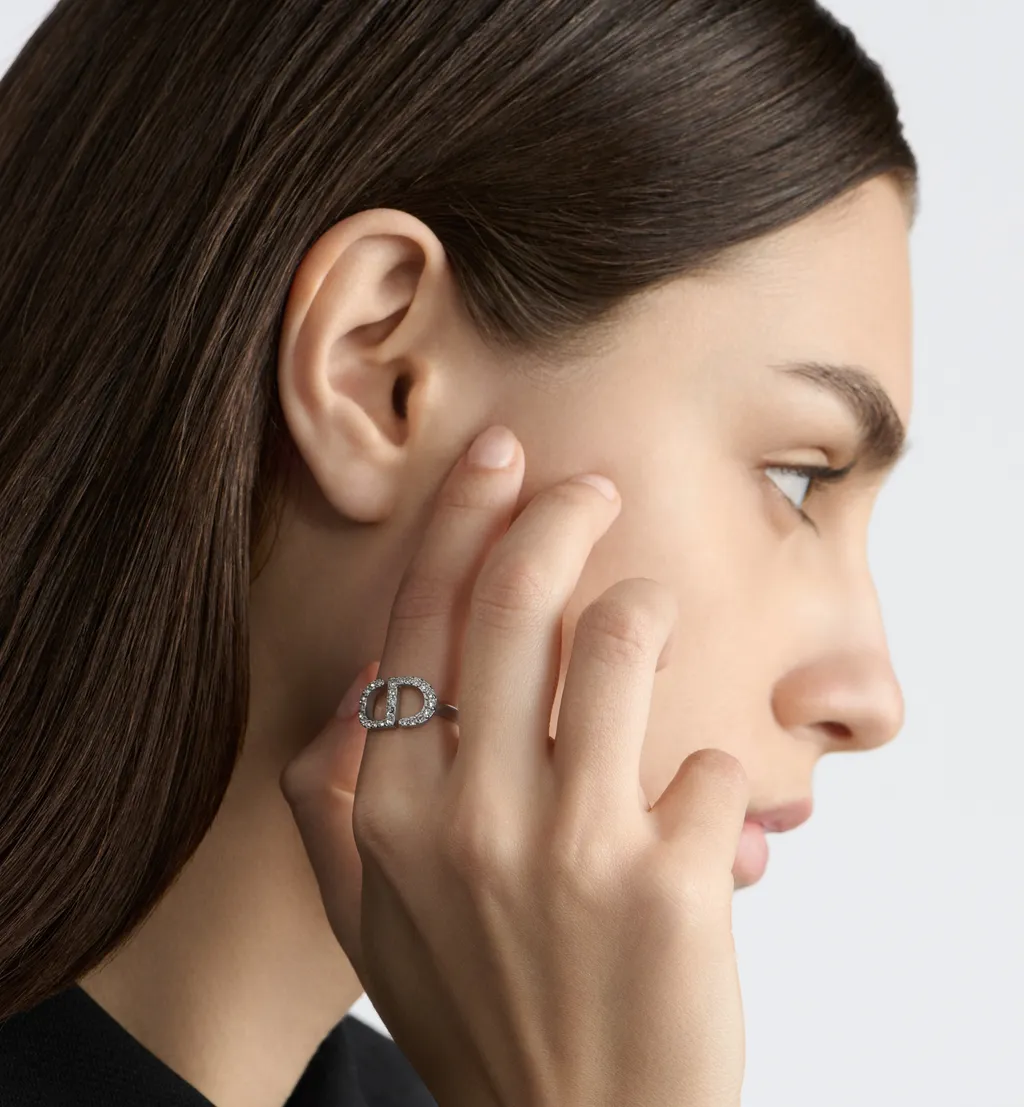 Petit Cd Ring