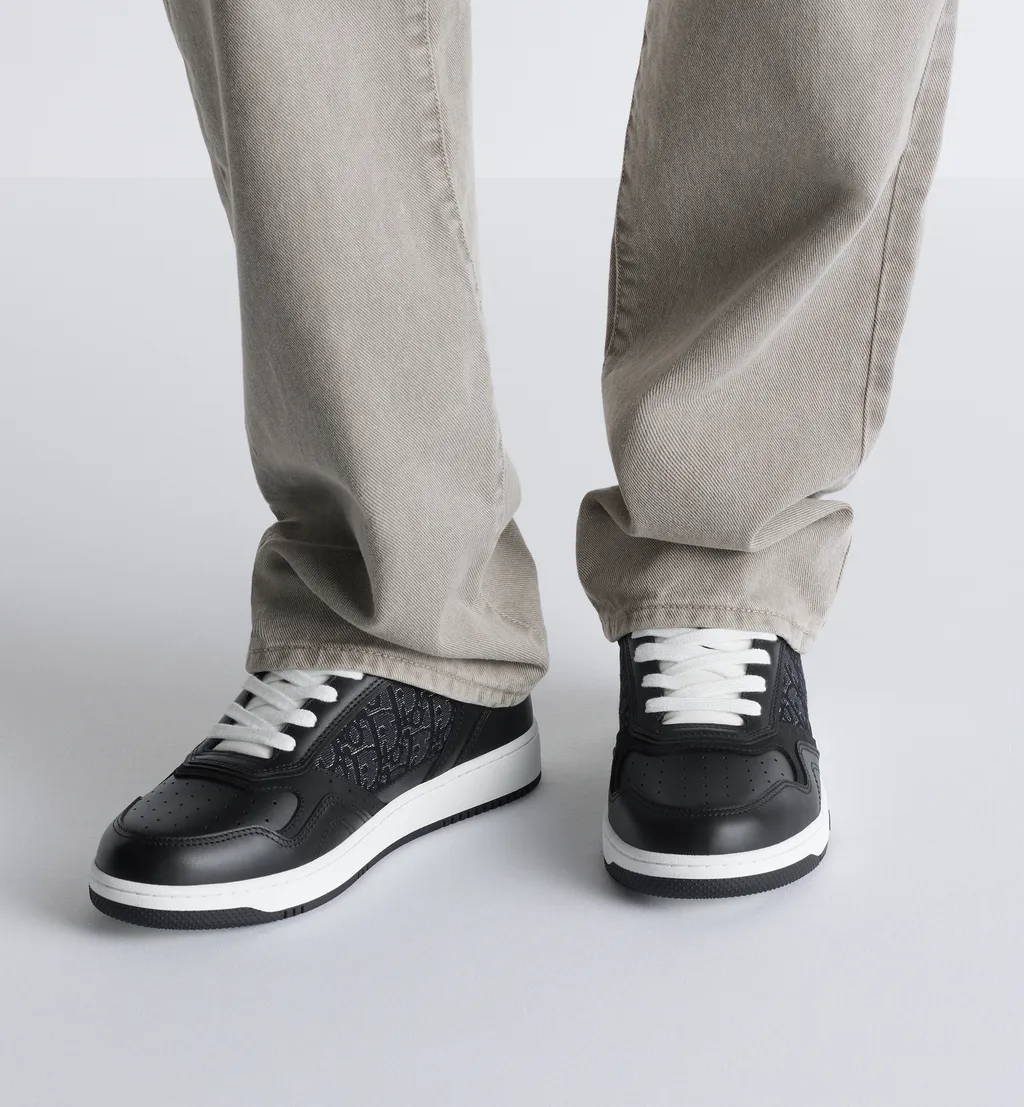 B27 Uptown Low-Top Sneaker