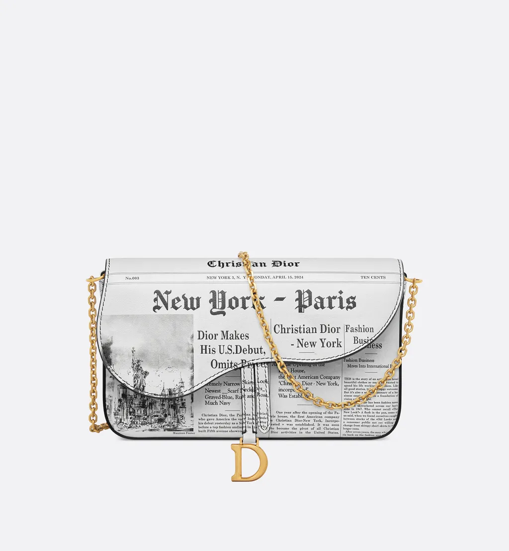 Medium Saddle Pouch With Chain