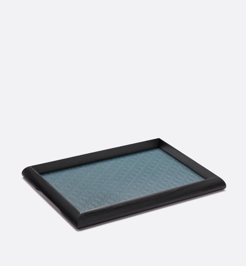 Tray
