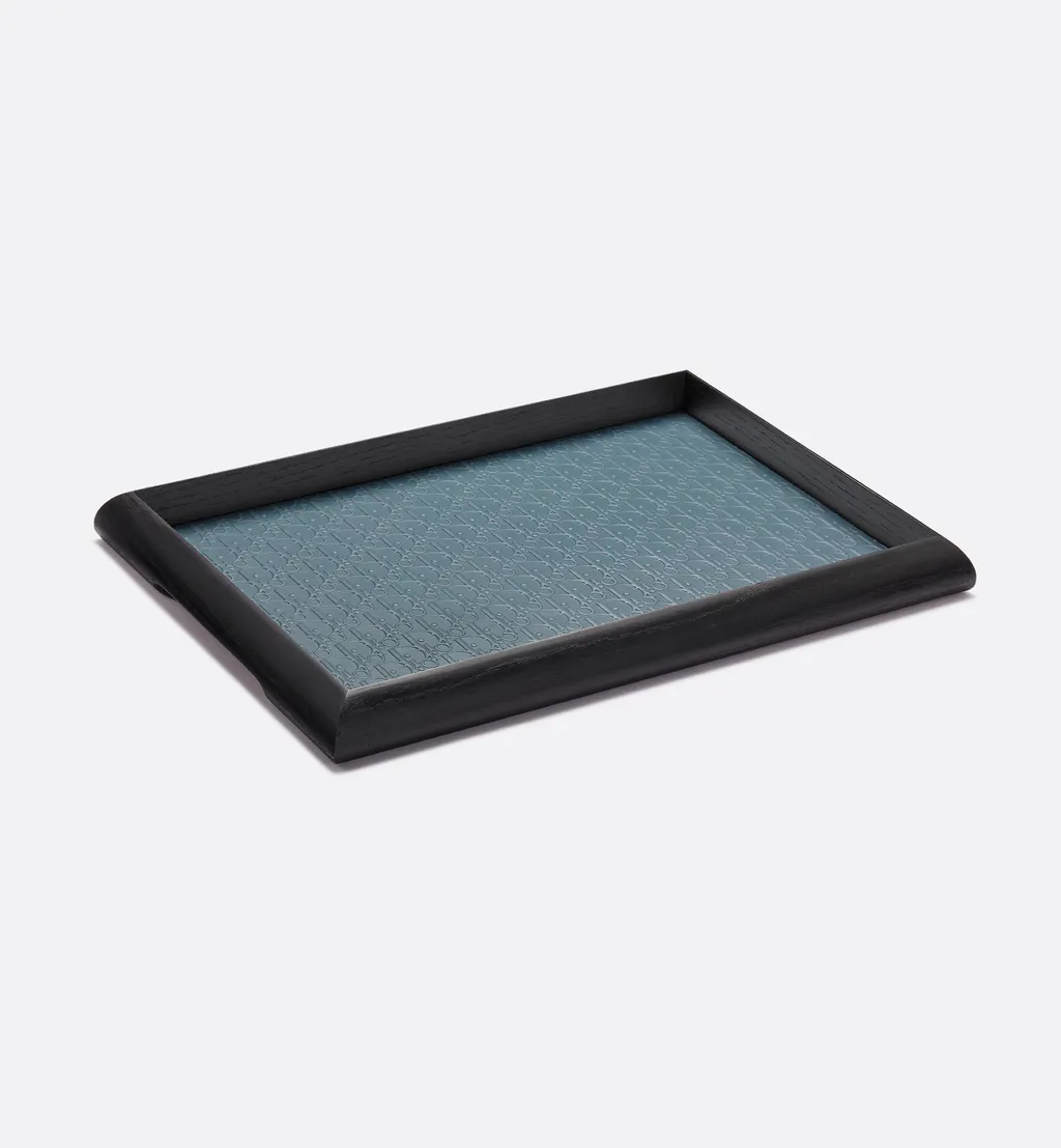 Tray