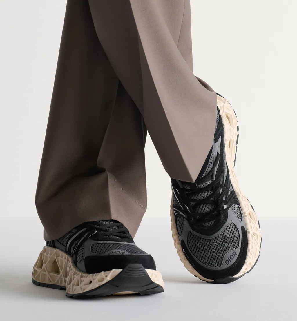B35 Nxxt Sneaker