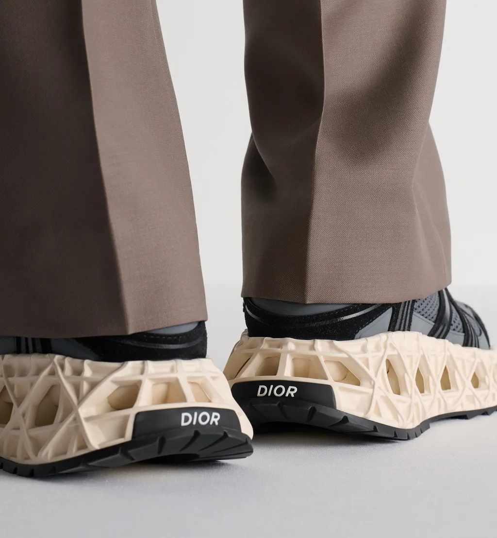 B35 Nxxt Sneaker